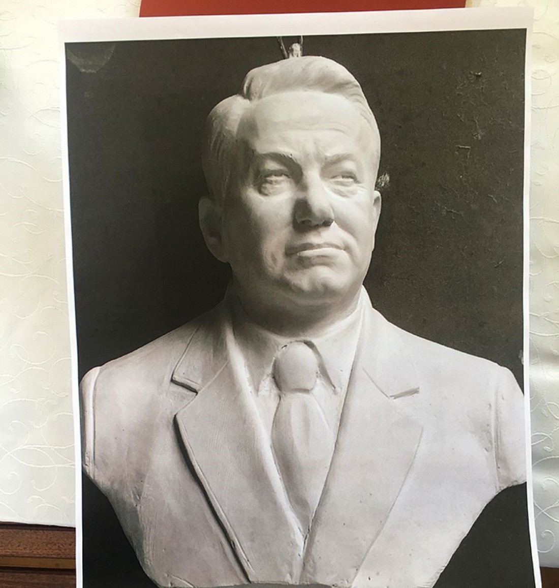 Вид будущего монумента Ельцину