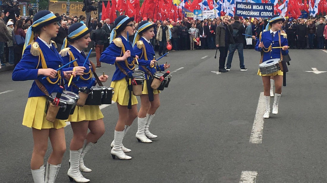 В Киеве прфсоюзы проводят первомайскую демонстрацию