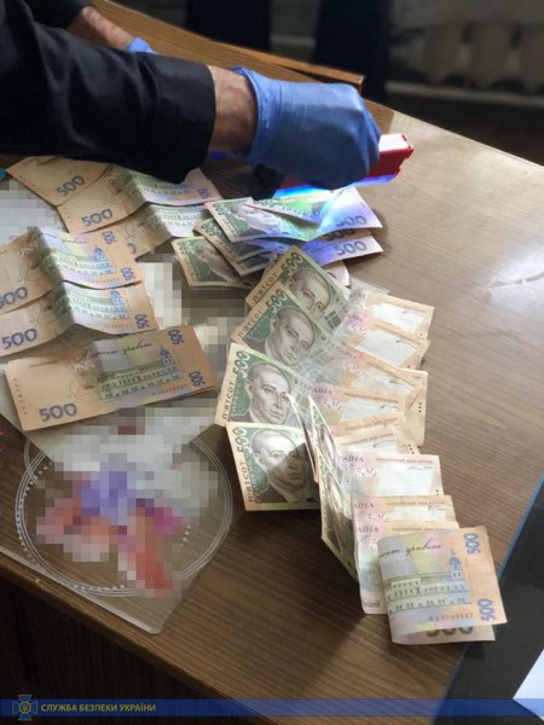 Врач-невропатолог требовал от призывника 12 тысяч гривен