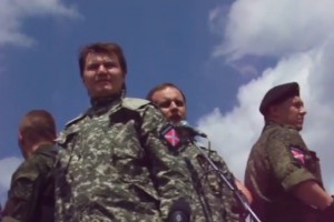 Проселков на митинге с Губаревым в Донецке. Он был