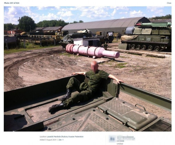 Парк техники 53-й зенитно-ракетной бригады на фотографии, загруженной курсантом 3 августа 2014 года