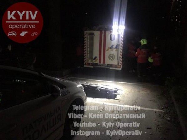 Несмотря на усилия врачей, пострадавшая скончалась на месте
