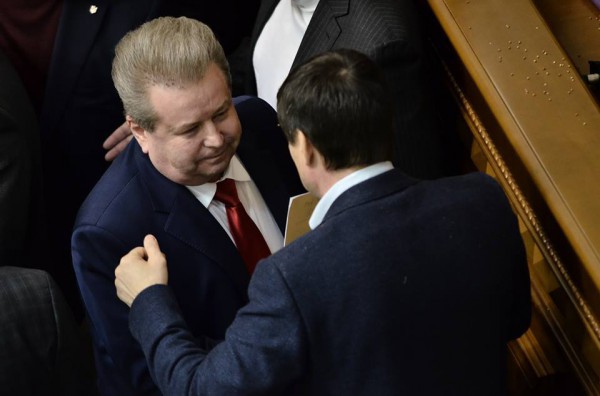 Михаил Поплавский с гречкой в волосах