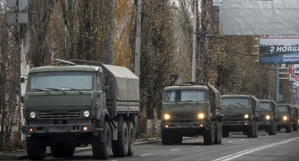 Военный конвой в Донецке