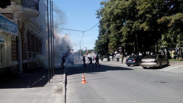 Беспорядки в центре Харькова