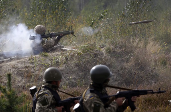 Из-за боев повреждены многие здания