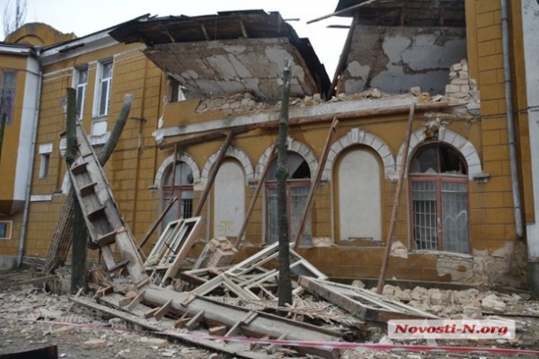 В центре Николаева обрушилось здание