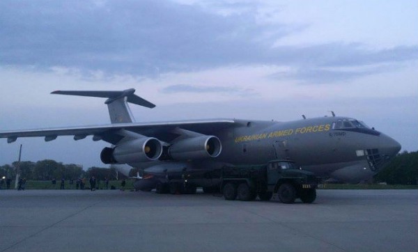 Самолет вылетел из аэропорта Дели