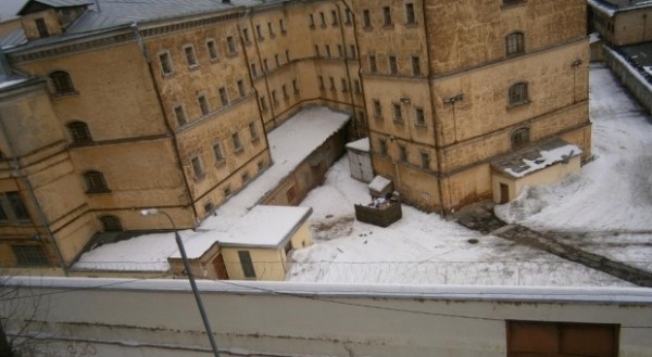 Женщину держат в СИЗО