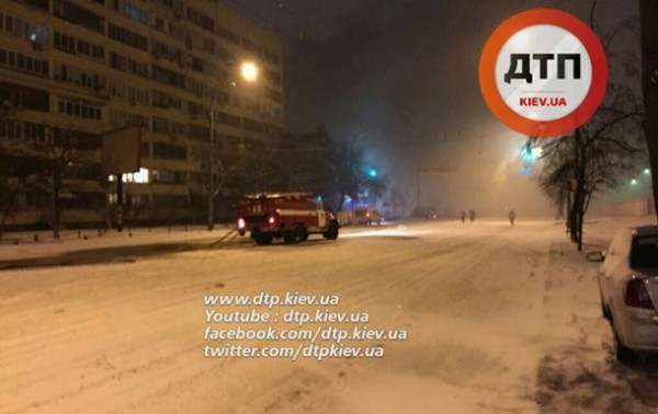 Из-за пожара Лобановский проспект был перекрыт на два часа