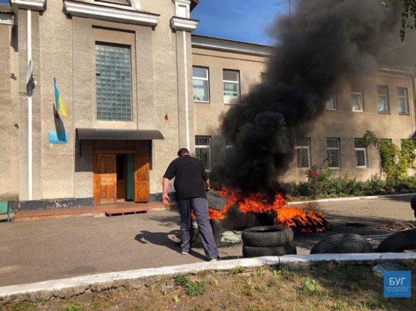Горняки требуют вернуть задолженность по зарплатам