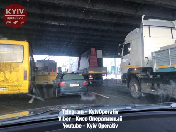 Происшествие случилось под Воздухофлотским мостом