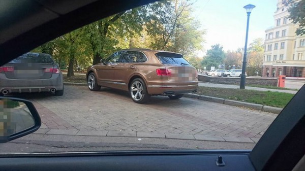 Предприимчивый мужчина недавно приобрел Bentley
