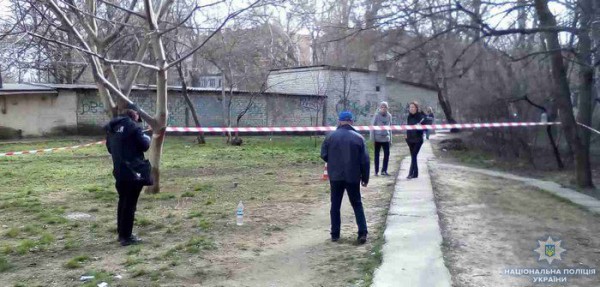 Жизни раненного херсонца ничего не угрожает