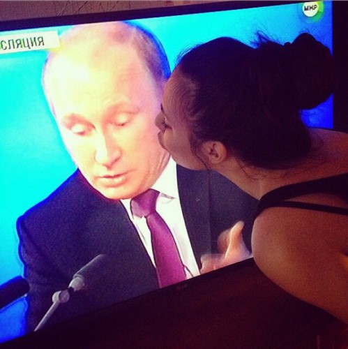 Россияне слушают пресс-конференцию Путина