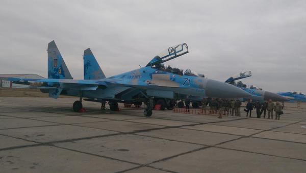 Порошенко совершил полет на Су-27