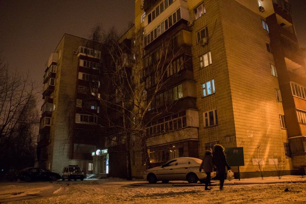 У девушки черепно-мозговая травма и переломы обеих ног