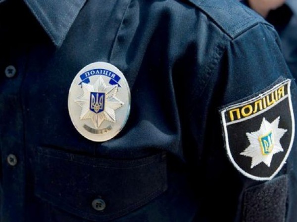 Неизвестные напали на полицейских