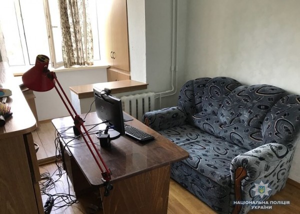 Организаторов бизнеса и одну из участниц задержали.