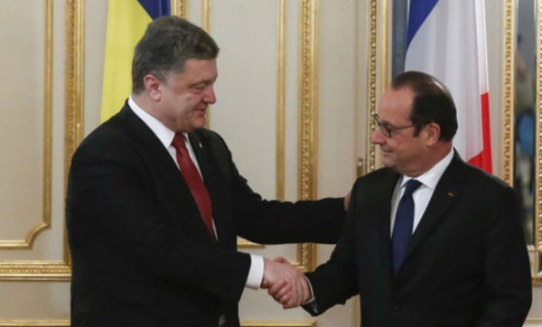 Порошенко встретится с Олландом в Париже