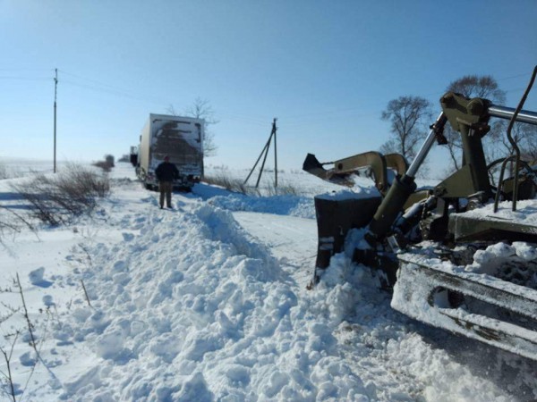 В области удалось расчистить автодороги