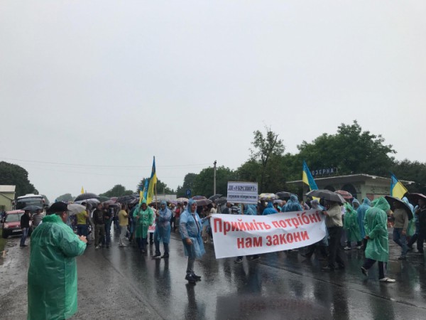 Арест счетов может привести к остановке заводов