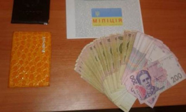 Полицейские попались на горячем