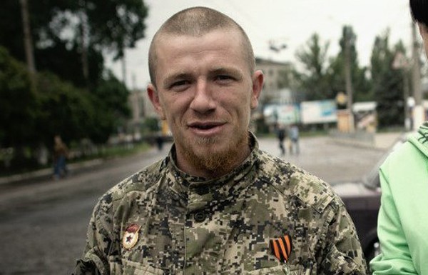 Боевика Моторолу ранили в глаз