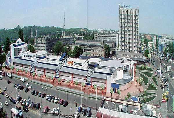 Главное различие старого и нового макета — в оформлении здания