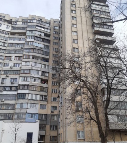 В Одессе молодой парень покончил с собой