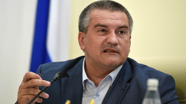 Аксенову предрекают отставку