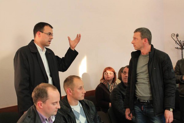 Встреча жителей Брюховичей с представителями Львовской железной дороги