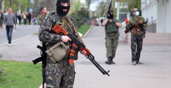 Луганчане дают отпор пьяным боевикам