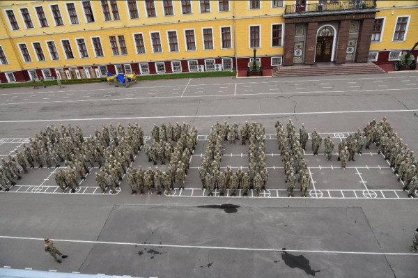 Звучала песня Дорога на Восток