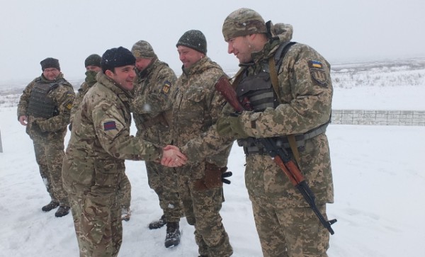 Военные инструкторы ВСУ изучают тактику ведения действий подразделений