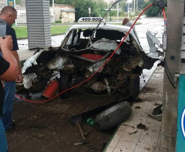 Взрыв произошел из-за того, что вырвало вентиль из баллона