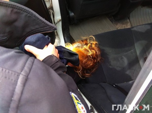 Во время задержания Бережная сопротивлялась