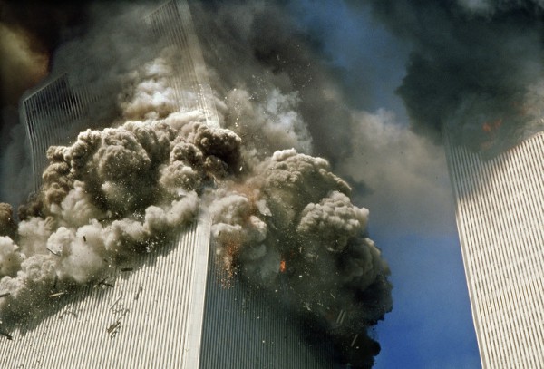 Картинки по запросу 11 сентября 2001 башни близнецы