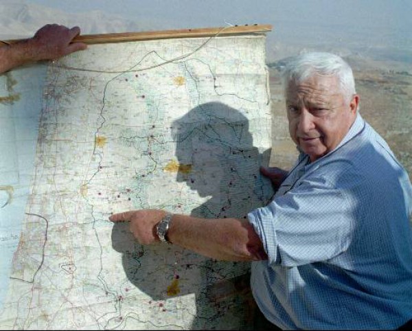 Умер Ариэль Шарон. С 2001 по 2006 гг. он был премьер-министром Израиля.
