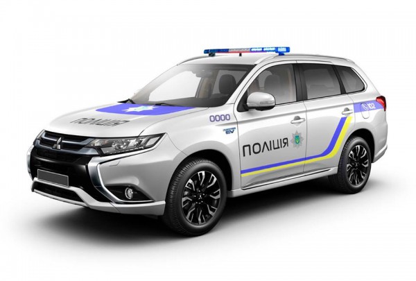 По словам Авакова использование гибридных авто позволит экономить на топливе