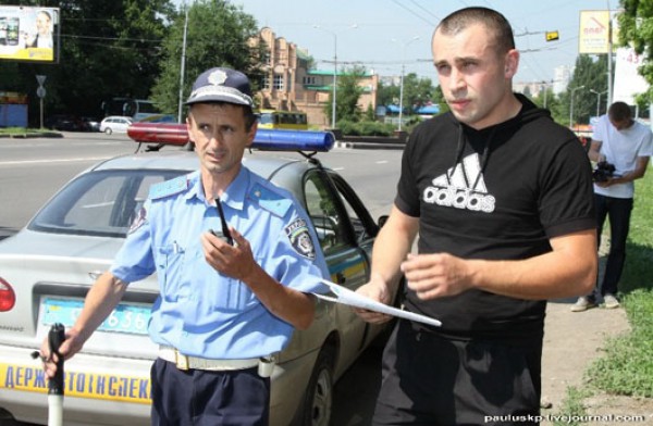 Олег Богданов работает в ДК с 2011 года
