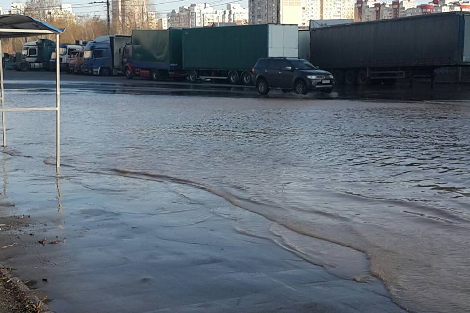 Потоп на Теремках в Киеве