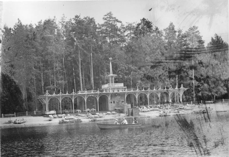 1974. Пляжи на озерах в Пуще-Водице