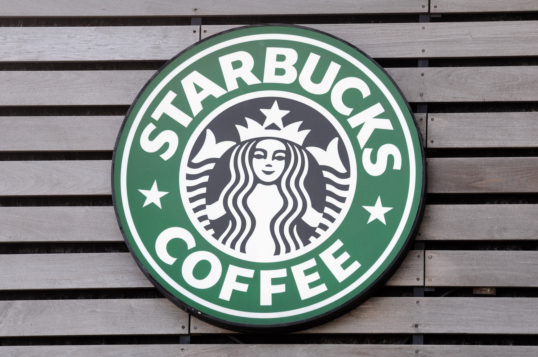 В Киеве открылась кофейня Starbucks - Новости bigmir)net