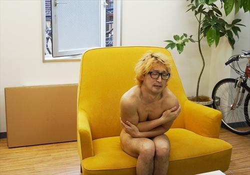 Настоупила холодная зима и Mr.Sebuyama не было во что одеться