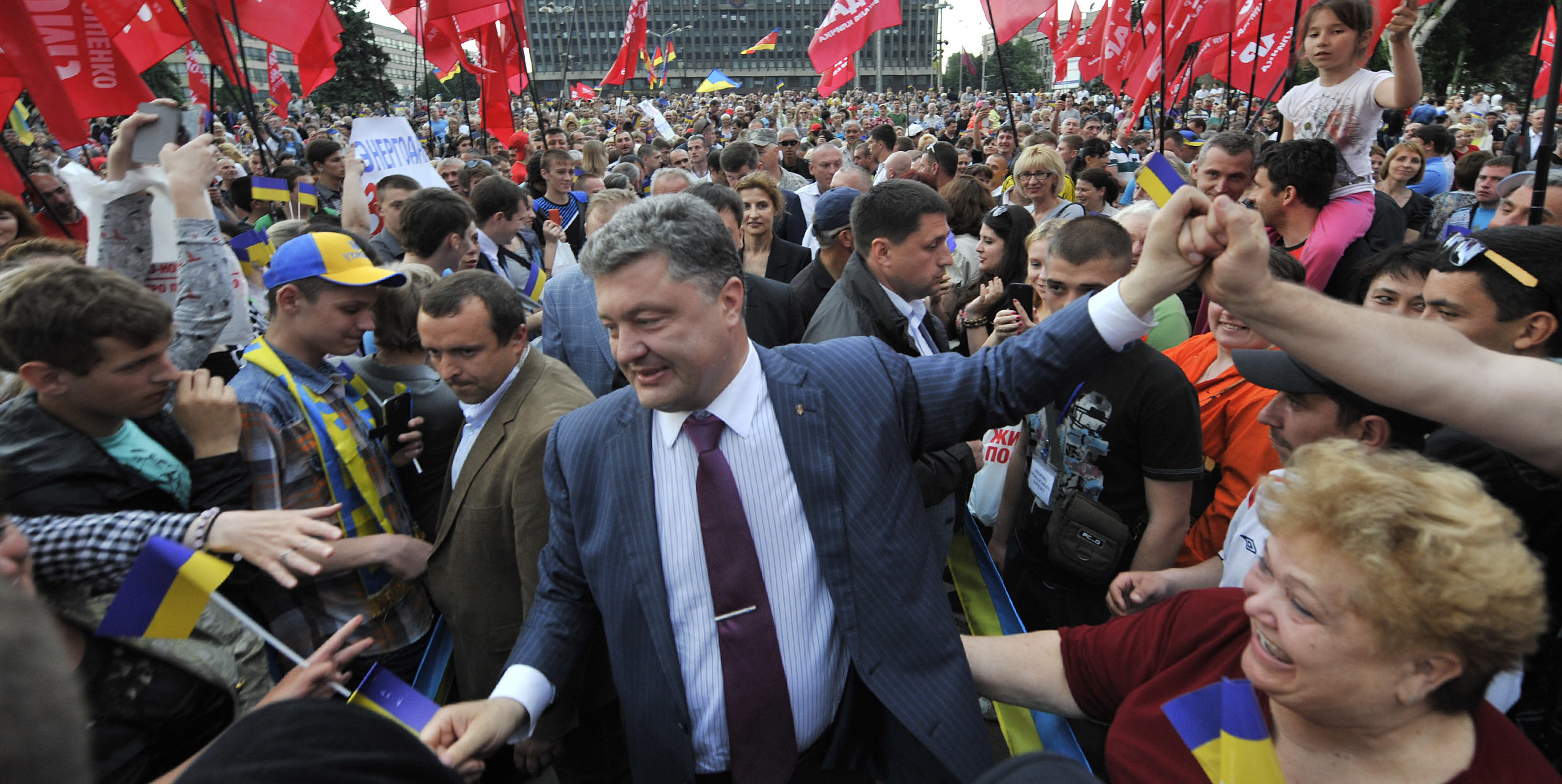 Порошенко - самый обсуждаемый за прошедшую неделю