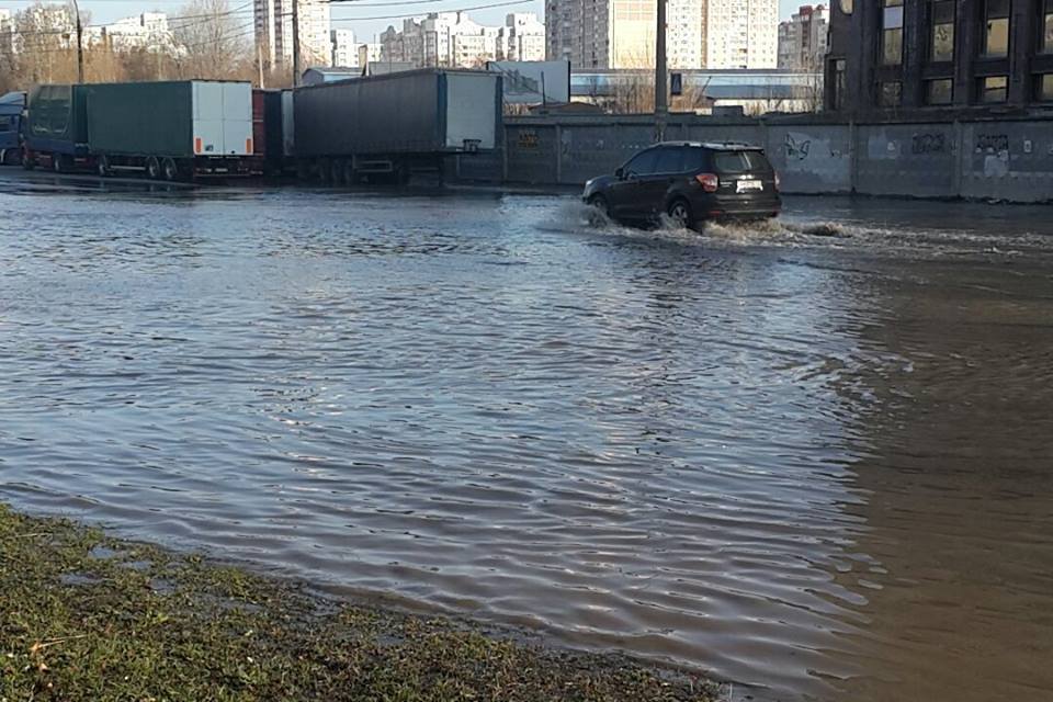 Потоп на Теремках в Киеве