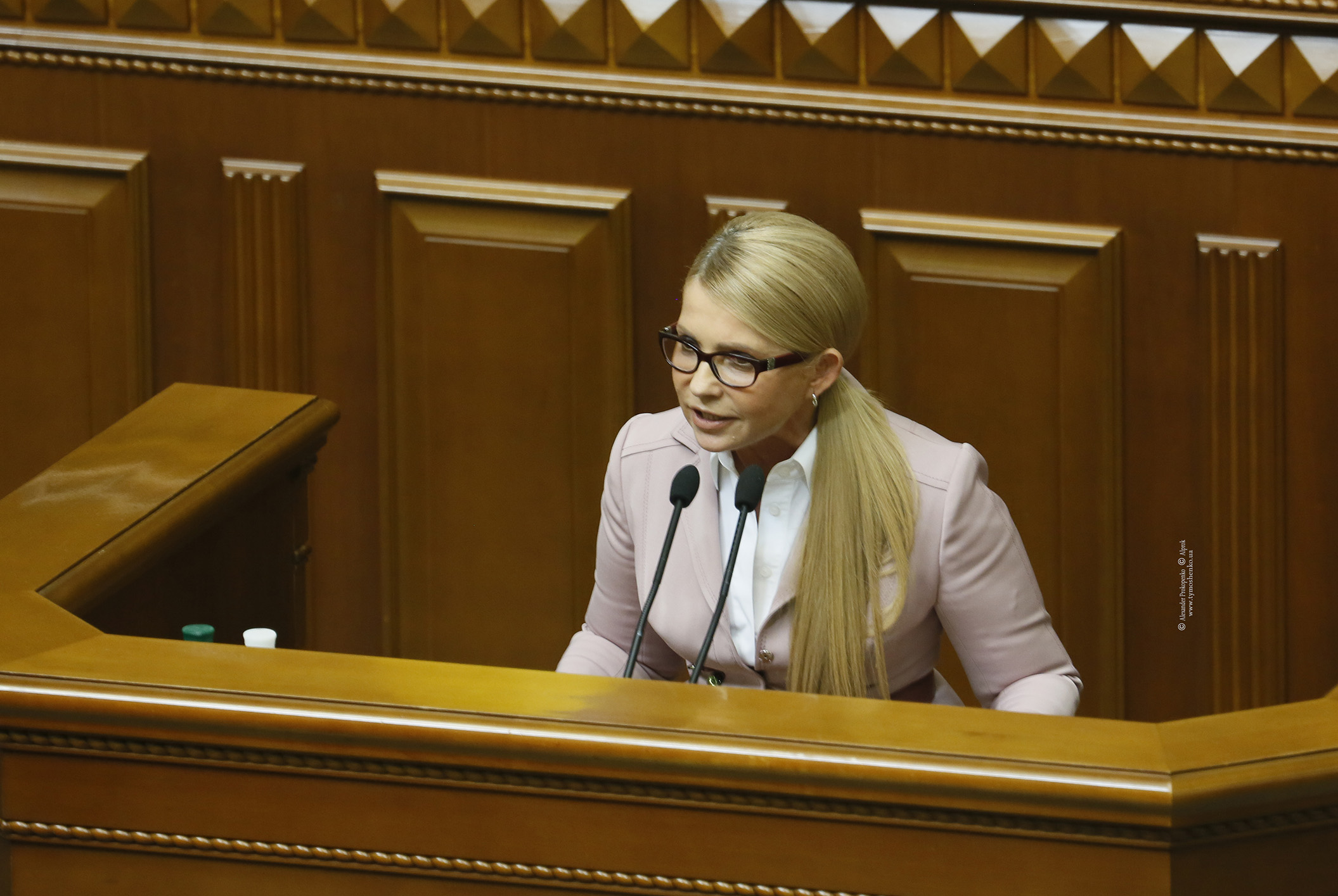 2019 год - Тимошенко: Украина в шаге от санкций цивилизованного мира из-за Порошенко 2019 год - Кэшбери 2019. Последние новости на сегодня - Бесплатный сыр в пирамиде | Свежие Новости
