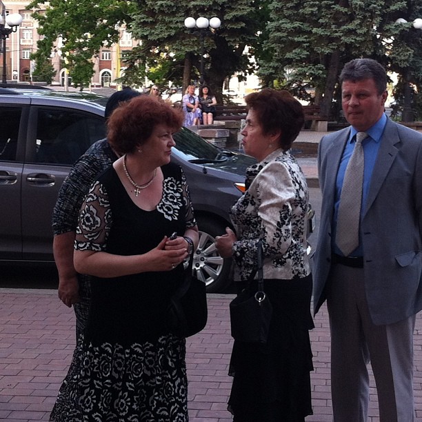 Людмила Янукович приехала на спектакль
