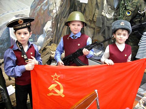 Патриотические песни для подростков скачать